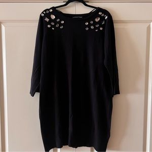 MADISON LEIGH - BLACK TUNIC SWEATER WITH GEM DETAILS